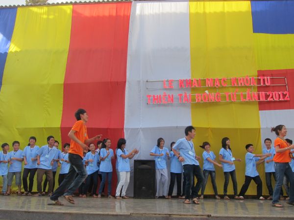 Đắk Lắk: Hào hứng, sôi nổi, bất ngờ, thú vị - khóa tu Thiện Tài Đồng Tử ngày thứ 2