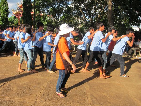 Đắk Lắk: Hào hứng, sôi nổi, bất ngờ, thú vị - khóa tu Thiện Tài Đồng Tử ngày thứ 2