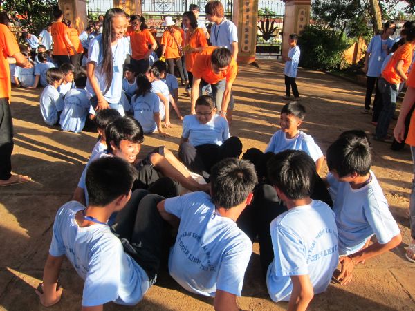 Đắk Lắk: Hào hứng, sôi nổi, bất ngờ, thú vị - khóa tu Thiện Tài Đồng Tử ngày thứ 2