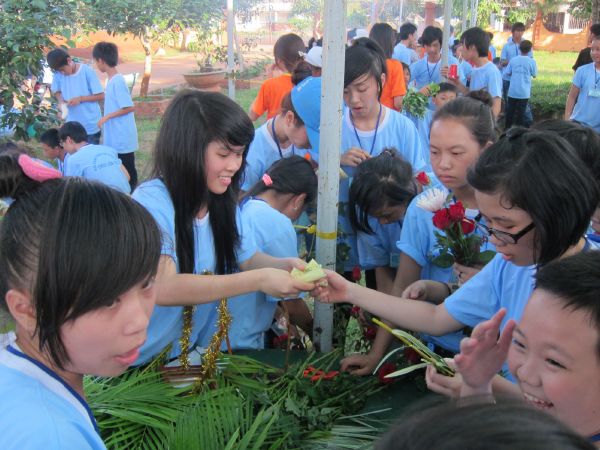 Đắk Lắk: Hào hứng, sôi nổi, bất ngờ, thú vị - khóa tu Thiện Tài Đồng Tử ngày thứ 2