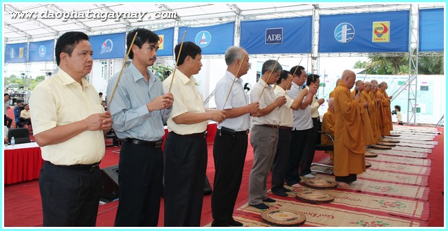 TP.Hồ Chí Minh:  Lễ cầu siêu - cầu an  khởi công động thổ xây dựng đường cao tốc Bến Lức - Long Thành