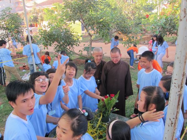 Đắk Lắk: Hào hứng, sôi nổi, bất ngờ, thú vị - khóa tu Thiện Tài Đồng Tử ngày thứ 2