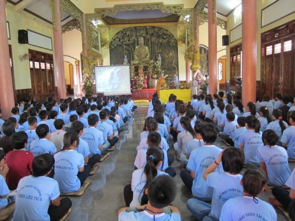 Khóa tu Thiện Tài Đồng Tử và pháp thoại gây xúc động lòng người