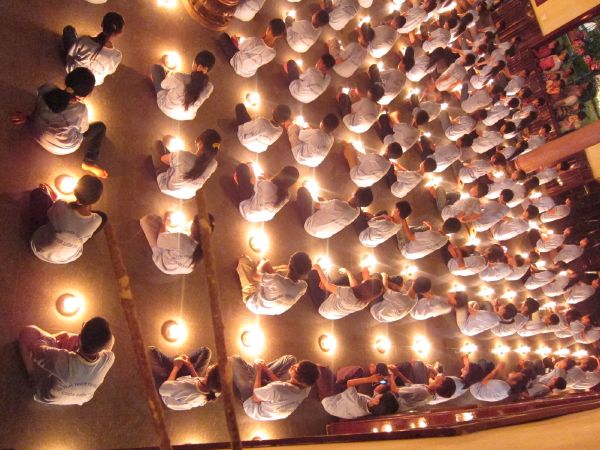 Đăk Lăk: Đốt nến tri ân – thay lời muốn nói