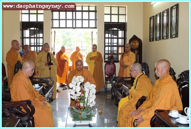 Bình Dương:   Lễ Tự Tứ - Giải Chế