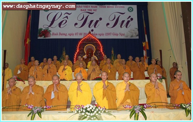 Bình Dương:   Lễ Tự Tứ - Giải Chế