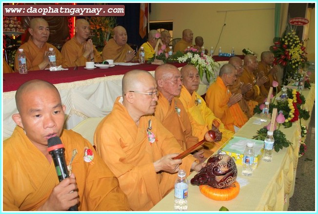 Bình Dương:   Lễ Tự Tứ - Giải Chế