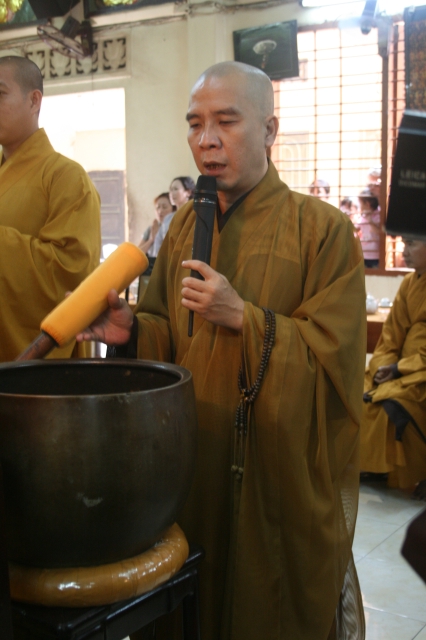 TP. HCM: Lễ nhập quan thân mẫu TT. TS Thích Nhật Từ