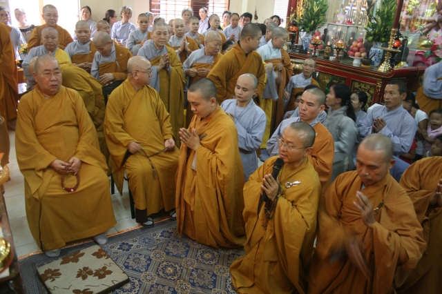 TP. HCM: Lễ nhập quan thân mẫu TT. TS Thích Nhật Từ