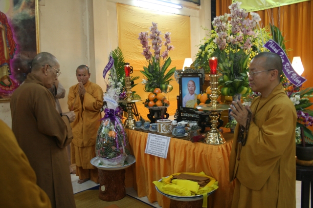 TP. HCM: Lễ nhập quan thân mẫu TT. TS Thích Nhật Từ