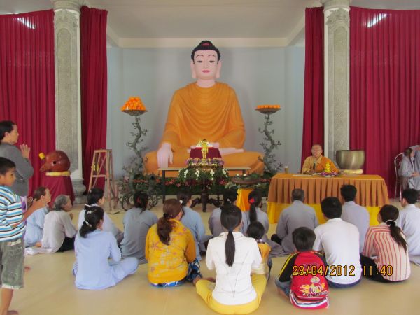 Đồng Tháp: Chùa Quê Hương hân hoan chuẩn bị đón mừng ngày Phật đản sanh