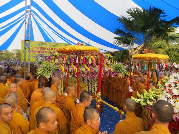 Vĩnh Long: Xúc động chùm ảnh lễ tiễn đưa HT. Thích Đắc Pháp về cõi Phật