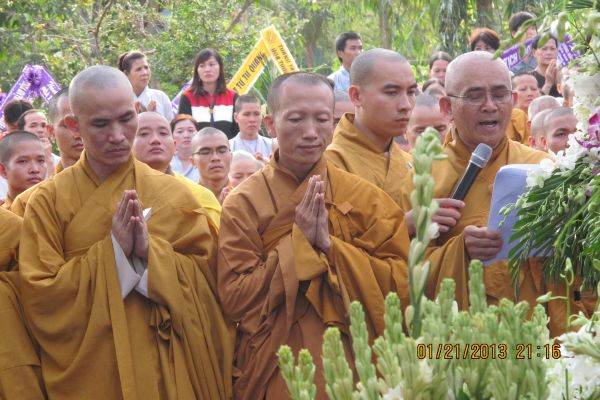 Vĩnh Long: Xúc động chùm ảnh lễ tiễn đưa HT. Thích Đắc Pháp về cõi Phật