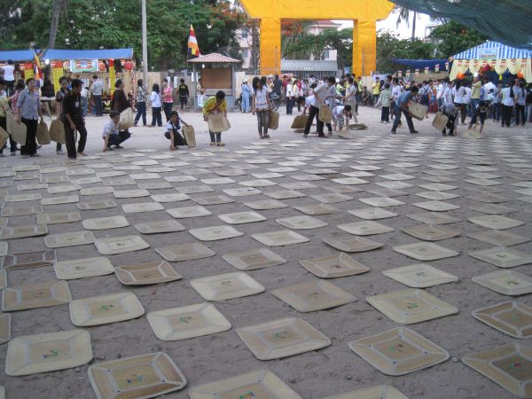 Thắp nến cầu nguyện – Hướng về cội nguồn