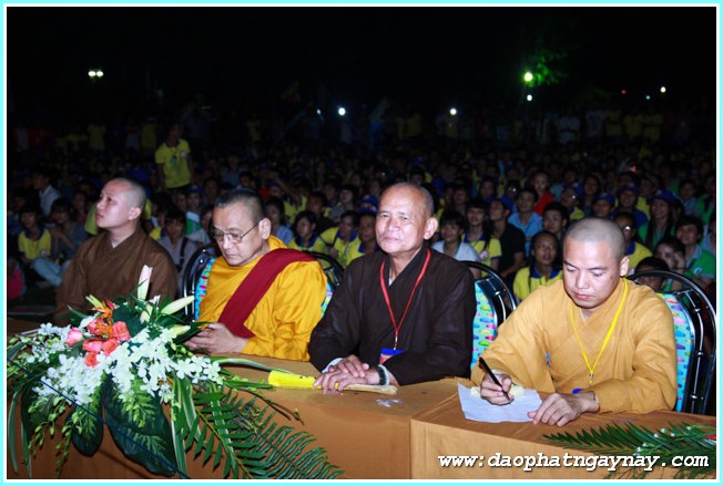 Đồng Nai:  Sôi động Đêm văn nghệ lửa trại tại hội trại tuổi trẻ PG.Lần III