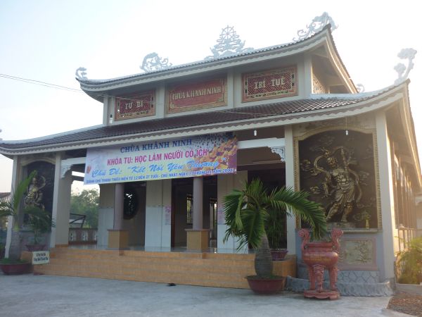 Chùa Khánh Ninh: Khóa tu một ngày dành cho giới trẻ
