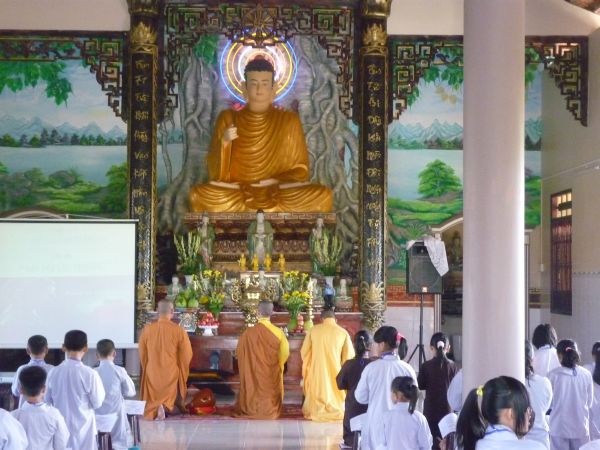 Chùa Khánh Ninh: Khóa tu một ngày dành cho giới trẻ