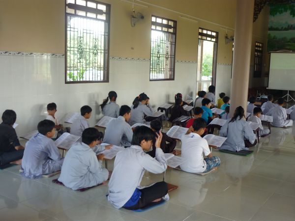 Chùa Khánh Ninh: Khóa tu một ngày dành cho giới trẻ