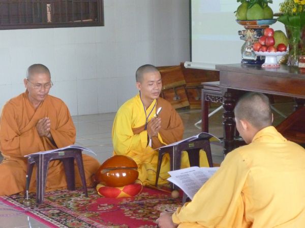 Chùa Khánh Ninh: Khóa tu một ngày dành cho giới trẻ