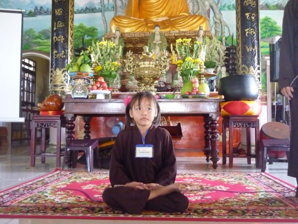 Chùa Khánh Ninh: Khóa tu một ngày dành cho giới trẻ