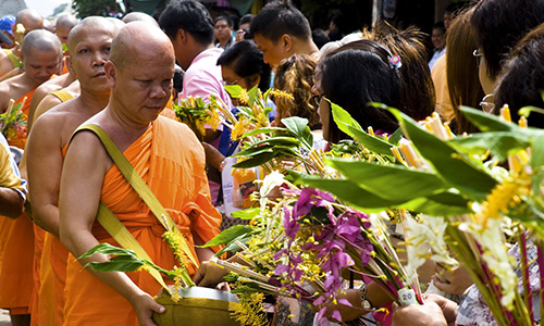 Thái Lan : Lễ hội truyền thống thắp nến Mùa Chay Phật giáo