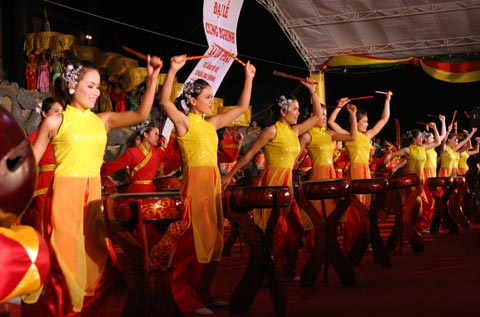 Đón xá lợi Phật từ Ấn Độ về chùa Bái Đính