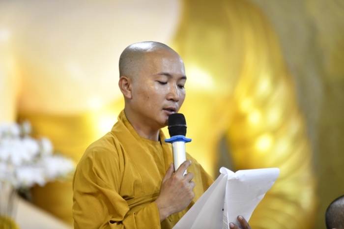 Hơn 220 em thiếu nhi hoan hỷ làm lễ Xuất Gia Báo Hiếu tại Chùa Quan Âm Đông Hải