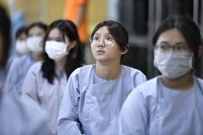 Hơn 220 em thiếu nhi hoan hỷ làm lễ Xuất Gia Báo Hiếu tại Chùa Quan Âm Đông Hải