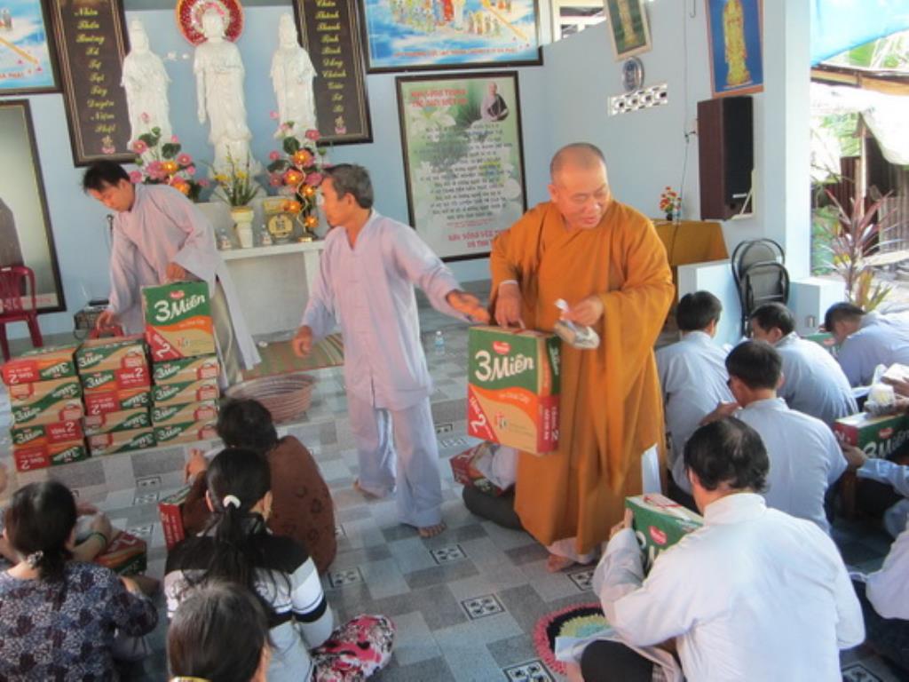 Chùa Minh Châu tổ chức khóa tu niệm Phật dành cho người khiếm thị