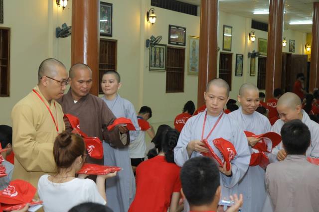 Cần Thơ: Tổ chức lễ ra quân tình nguyện viên Hội trại tuổi trẻ Phật giáo