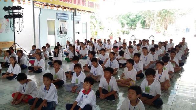 Tiền Giang: Bế mạc khóa tu mùa hè tại chùa Kim Linh