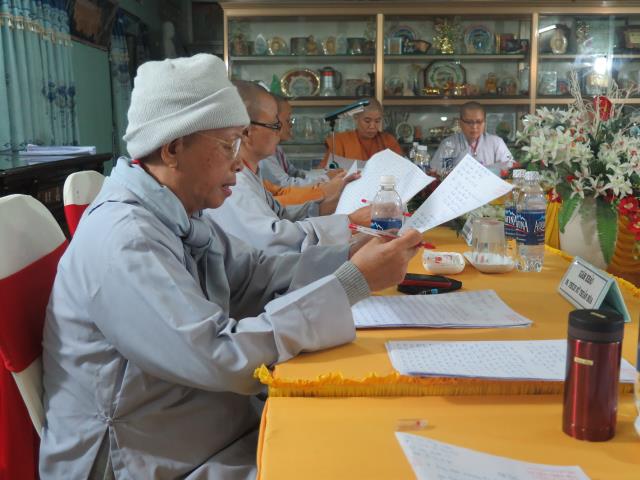 Hùng tráng giờ khảo thí Kinh, Luật và trùng tuyên Luật tạng