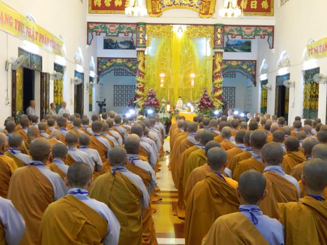 Nghi thức tấn đàn truyền trao chánh giới