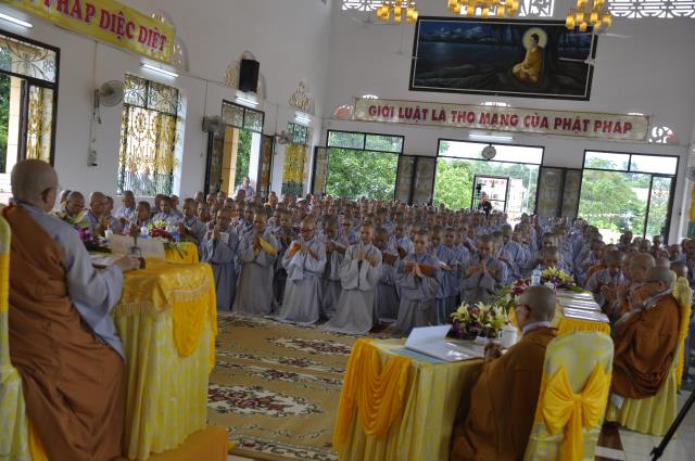 Nghi thức tấn đàn truyền trao chánh giới