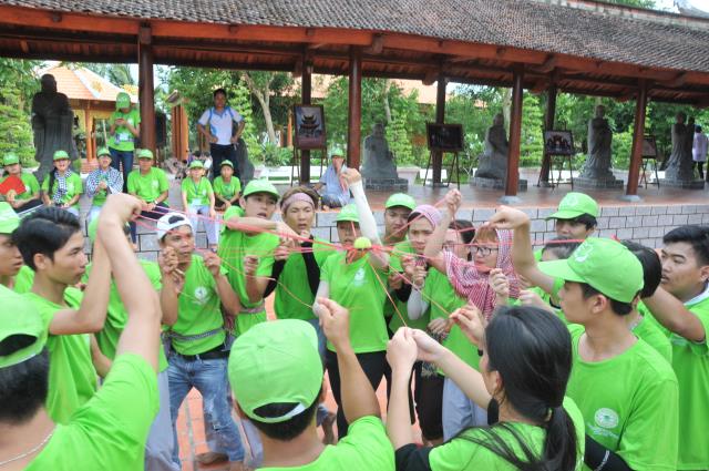 Cần Thơ: Vui nhộn cuộc thi trò chơi dân gian tại Hội trại tuổi trẻ 11