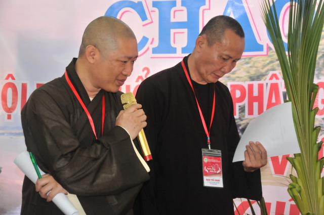 Cần Thơ: Vui nhộn cuộc thi trò chơi dân gian tại Hội trại tuổi trẻ 11