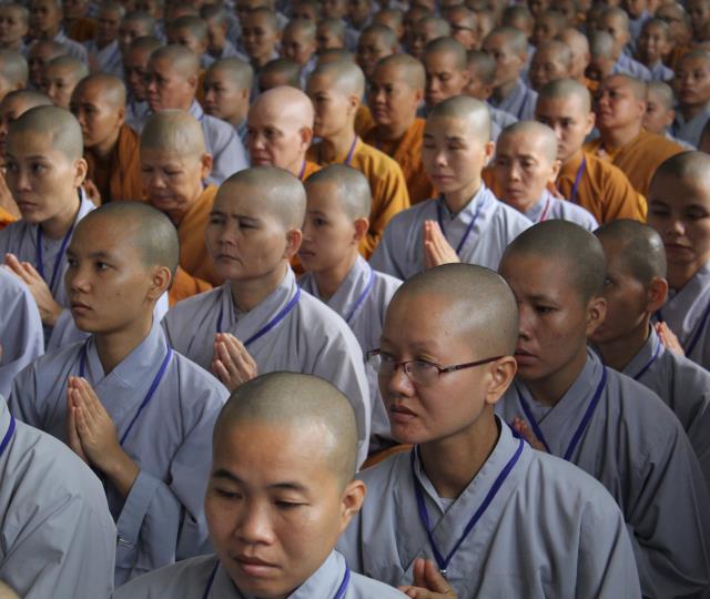 Ban tổ chức Giới trường Ni sách tấn giới tử