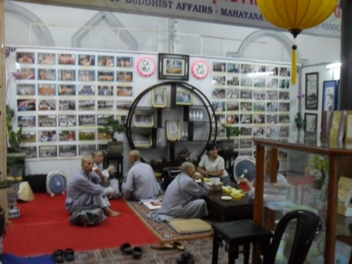 Chùm ảnh: Sẵn sàng cho giờ khai mạc Hội nghị SakyaDhita