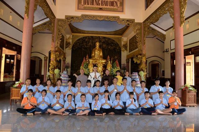 Lê Bê La: Gia đình tôi có truyền thống là Phật tử