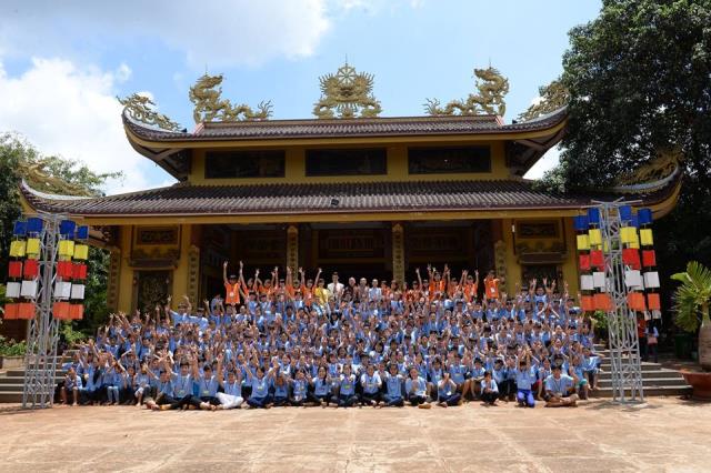 Lê Bê La: Gia đình tôi có truyền thống là Phật tử