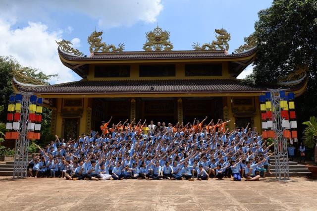Lê Bê La: Gia đình tôi có truyền thống là Phật tử