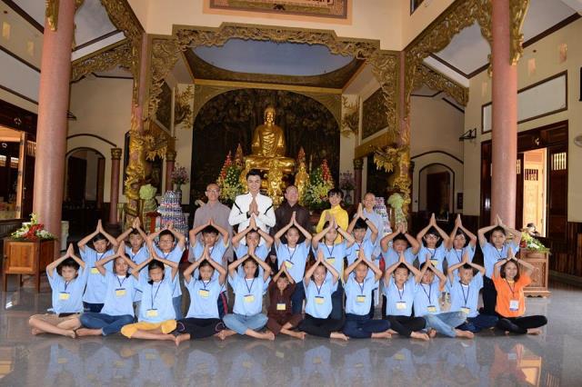 Lê Bê La: Gia đình tôi có truyền thống là Phật tử