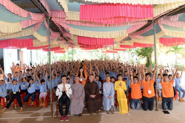 Lê Bê La: Gia đình tôi có truyền thống là Phật tử