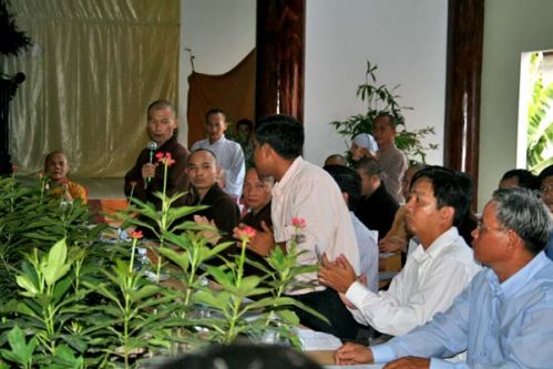 Họp báo tuyên truyền hội thảo Hoằng pháp toàn quốc 2010