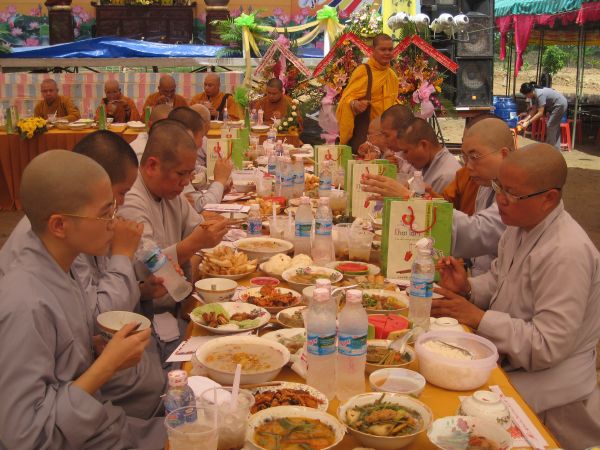 Đồng Tháp – Mừng lễ bổ nhiệm trụ trì chùa Quê Hương