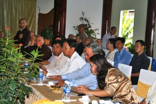 Họp báo tuyên truyền hội thảo Hoằng pháp toàn quốc 2010