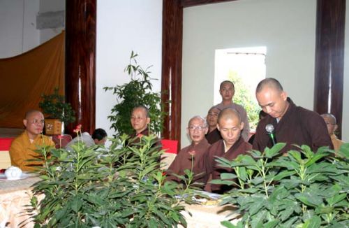 Họp báo tuyên truyền hội thảo Hoằng pháp toàn quốc 2010