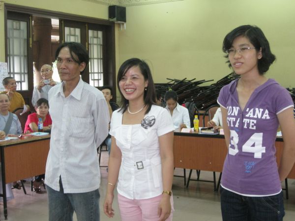 Tập huấn kỷ năng mang tình thương vào đời