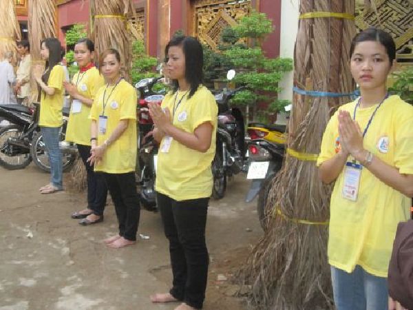 Thương quá “Đội quân áo vàng”