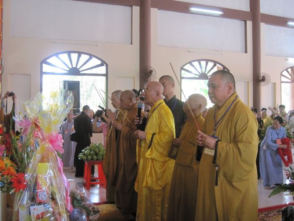 Khánh thành mừng Hội thảo